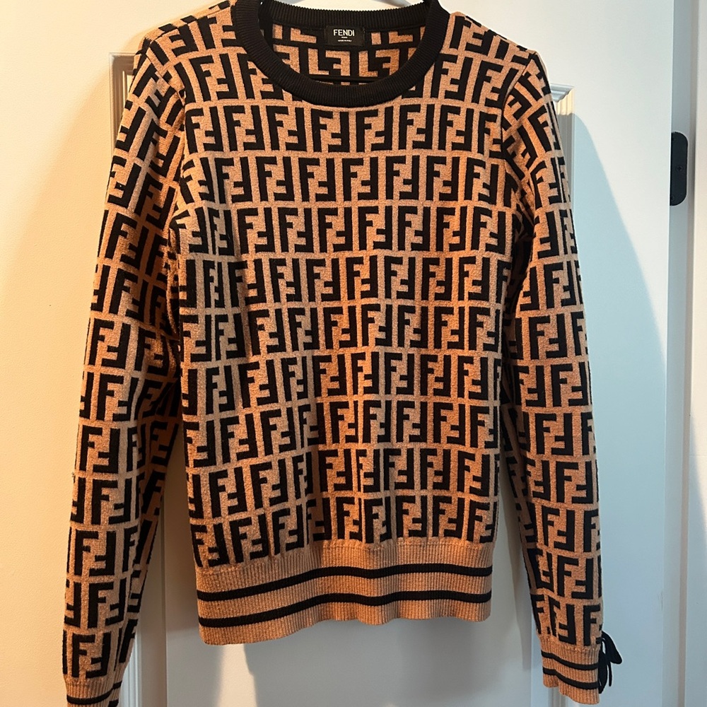 Fendi sweater